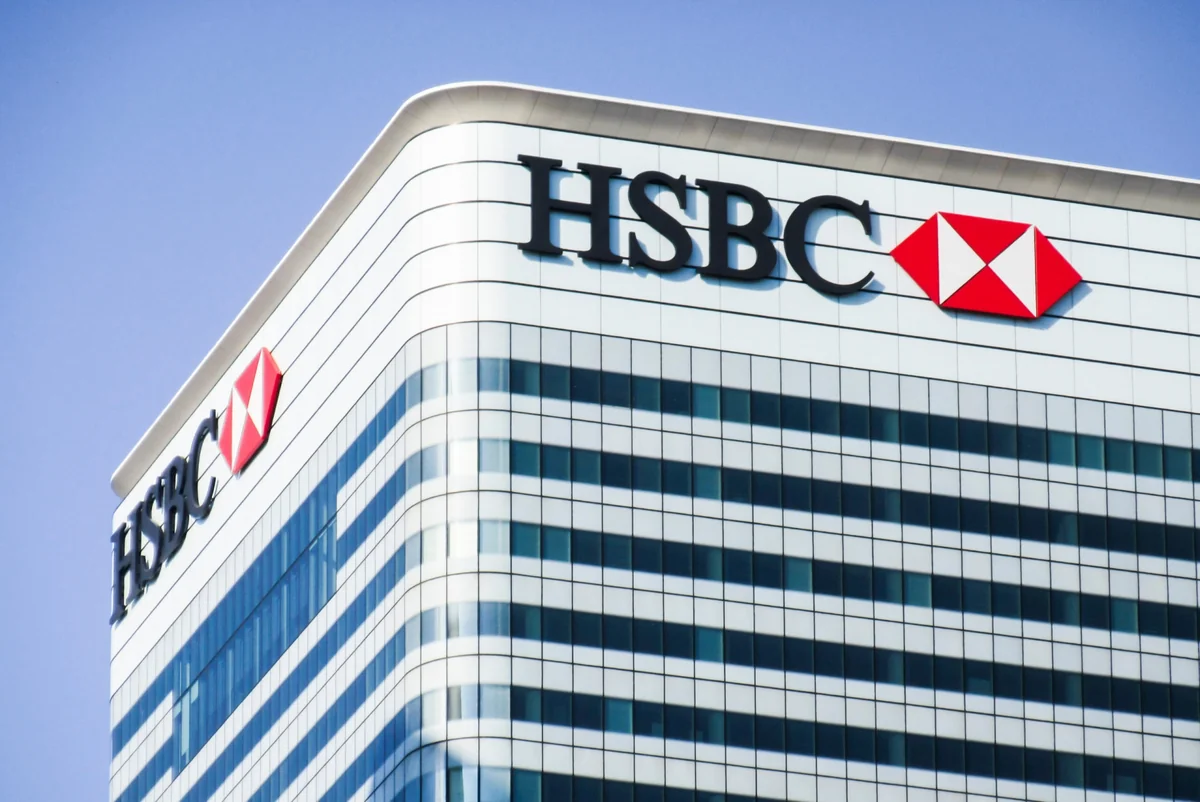 HSBC приостановит входящие и исходящие переводы для РФ и Беларуси с октября