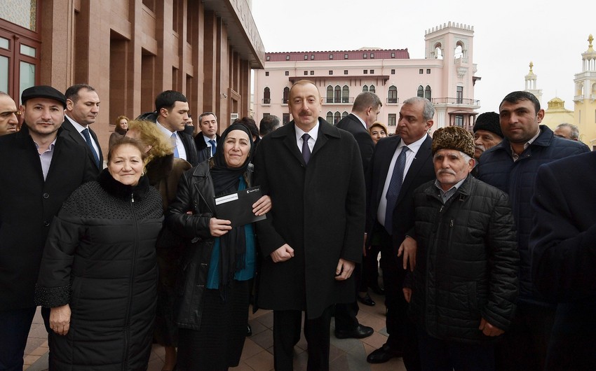Hadi Rəcəbli: “Şəhid ailələrinin probleminin həlli üçün vaxt lazım idi”