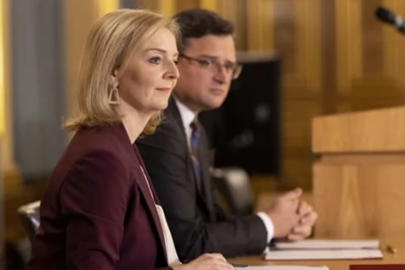 Trass və Kuleba Rusiyaya qarşı sanksiyaları müzakirə ediblər