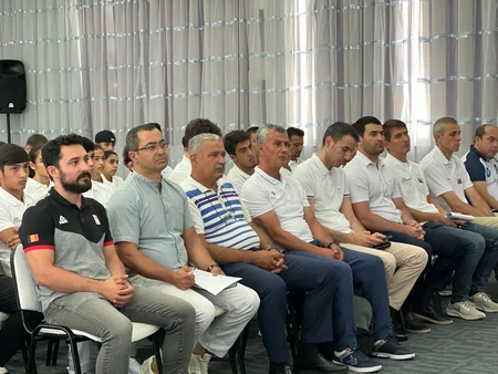 EYOF-da iştirak edəcək Azərbaycan təmsilçiləri ilə görüş keçirilib
