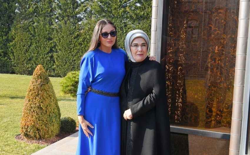 Mehriban Əliyeva Əminə Ərdoğanla görüşüb