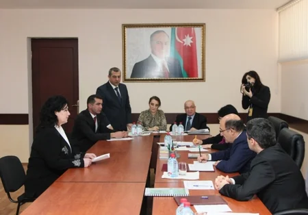 Əbülfəs Qarayev Sumqayıtda vətəndaşları qəbul edib