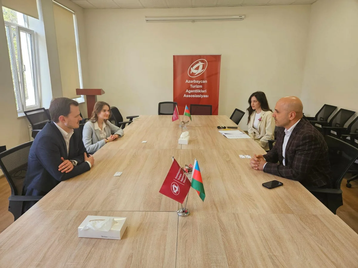 Azerbaijan, Poland discuss increasing frequency of flights
