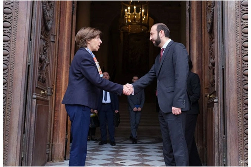 Meeting between foreign ministers of France and Armenia ends - UPDATED