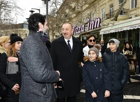 Prezident İlham Əliyev Novruz bayramı münasibətilə ümumxalq şənliyində iştirak edib - YENİLƏNİB-3