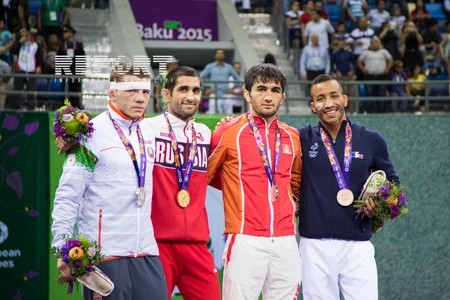 Azərbaycanlı güləşçi Bakı 2015də bürünc medal qazanıb