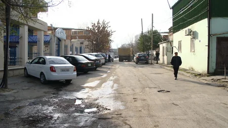 Bakıda daha bir ərazidə yaşayış və qeyri-yaşayış sahələri sökülür