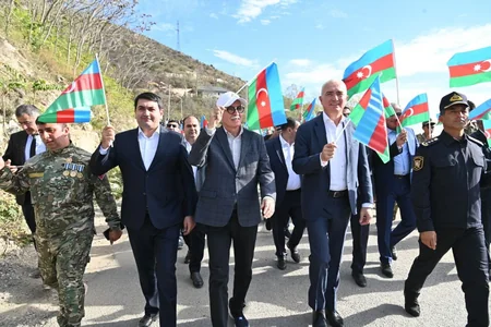 Elm və Təhsil, Müdafiə nazirlikləri birgə Laçında “Bayraq yürüşü” keçirib