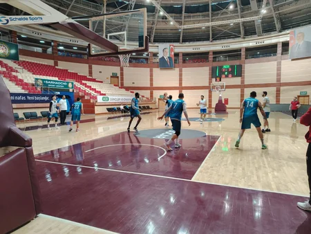Azərbaycan basketbol millisi Kosovo ilə oyun öncəsi son məşqinə çıxıb 