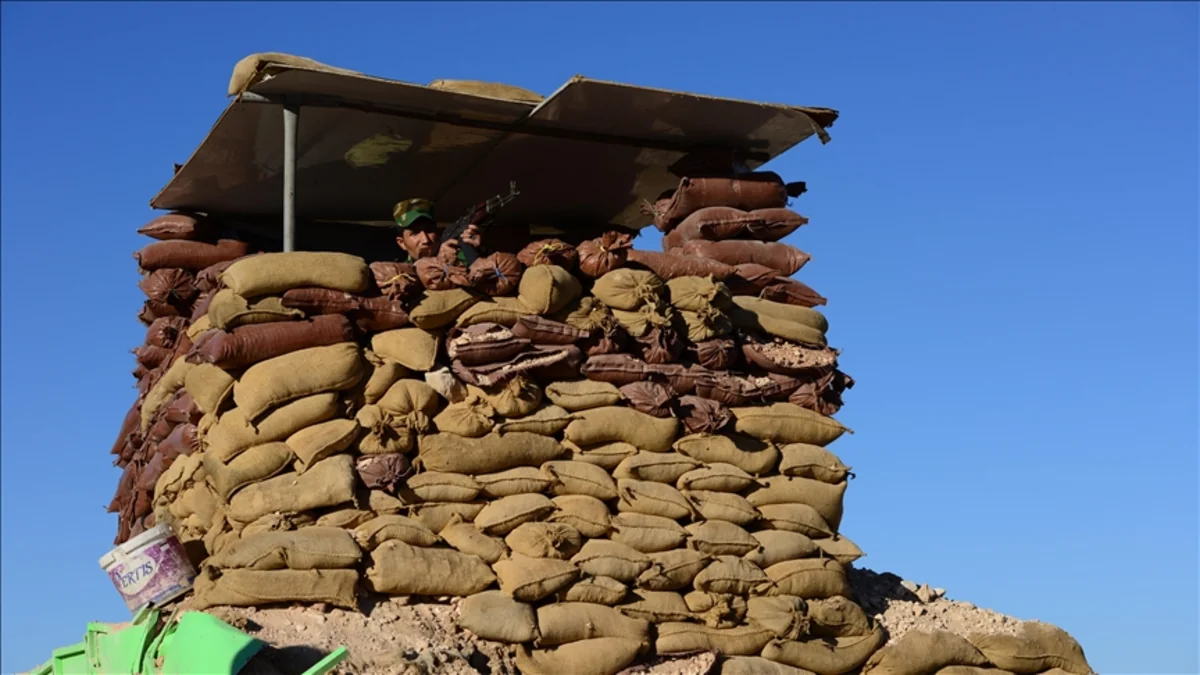 İraqda PKK terrorçuları ilə atışmada 1 əsgər həlak olub