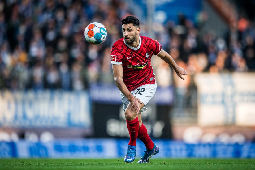 Frayburqun futbolçusu: Qarabağa hörmətlə yanaşırıq