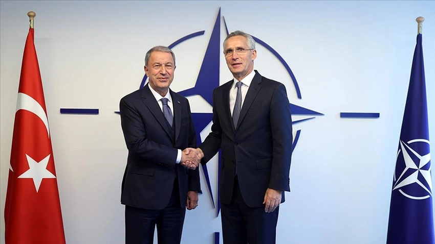 Stoltenberq Akarla görüşdə Türkiyəyə təşəkkürünü bildirib