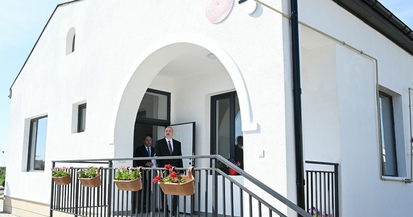 President Ilham Aliyev examines newly built individual houses in Aghdam’s Kangarli village