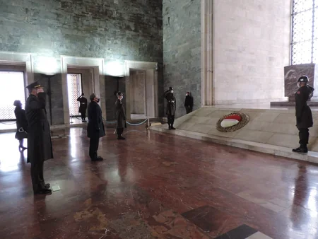 Kamran Əliyev Türkiyəyə rəsmi səfərə gedib