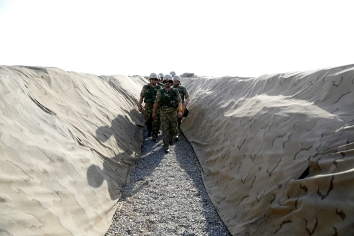 Müdafiə Nazirliyinin rəhbərliyi cəbhə bölgəsində yerləşən hərbi hissələrdə olub