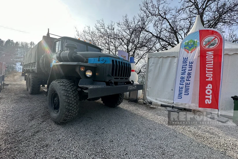 По дороге Ханкенди-Лачын беспрепятственно проехали 54 автомобиля российских миротворцев