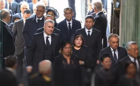 Sahibə Qafarova Britaniya Kraliçasının vida mərasimində iştirak edib