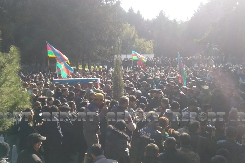 Şəhid Elmin Əlizadə dəfn edilib