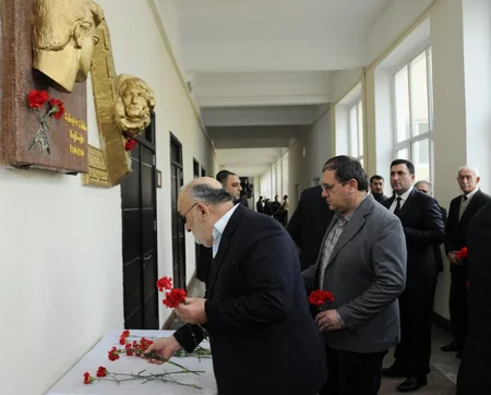 ADNSU-da 20 Yanvar şəhidlərinin xatirəsi anılıb