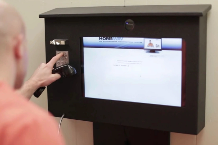 В Азербайджане пожизненно осужденные раз в неделю смогут пользоваться видеосвязью