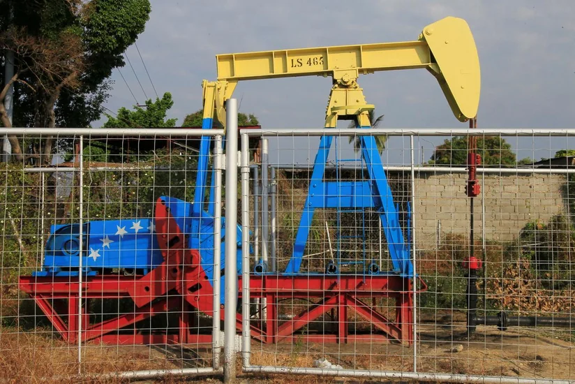 Объём экспорта венесуэльской нефти сократился на 40%