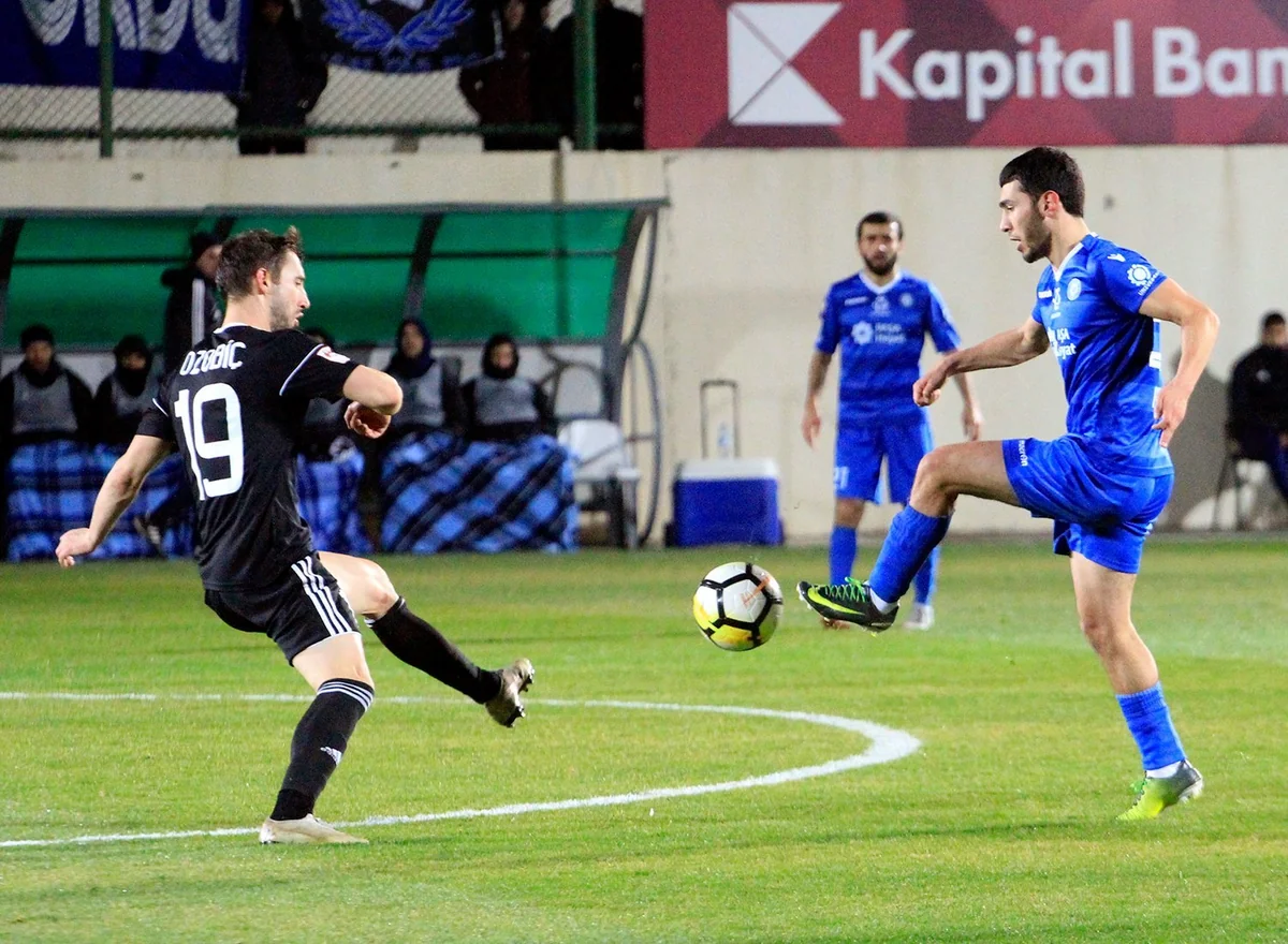 Qarabağ Sumqayıtı məğlub edərək liderlə xallarını bərabərləşdirib