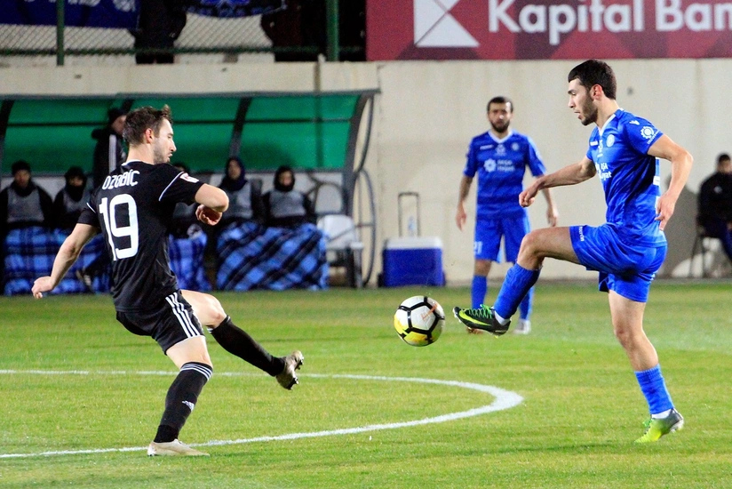 Qarabağ Sumqayıtı məğlub edərək liderlə xallarını bərabərləşdirib