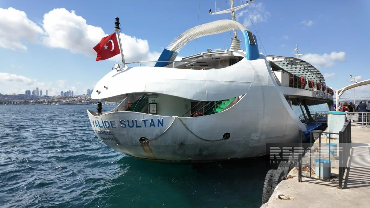 İstanbulda “Valide Sultan” gəmisində “Zəngəzur sənətkarlığı” sərgisi keçirilib