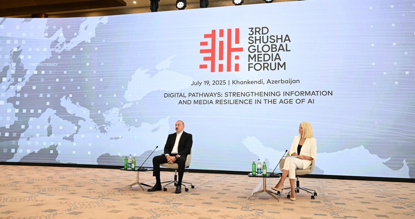 İlham Əliyev ukraynalılara işğalla barışmamağı məsləhət görüb