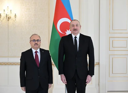 İlham Əliyev Türkiyənin Azərbaycandakı yeni səfirinin etimadnaməsini qəbul edib - YENİLƏNİB