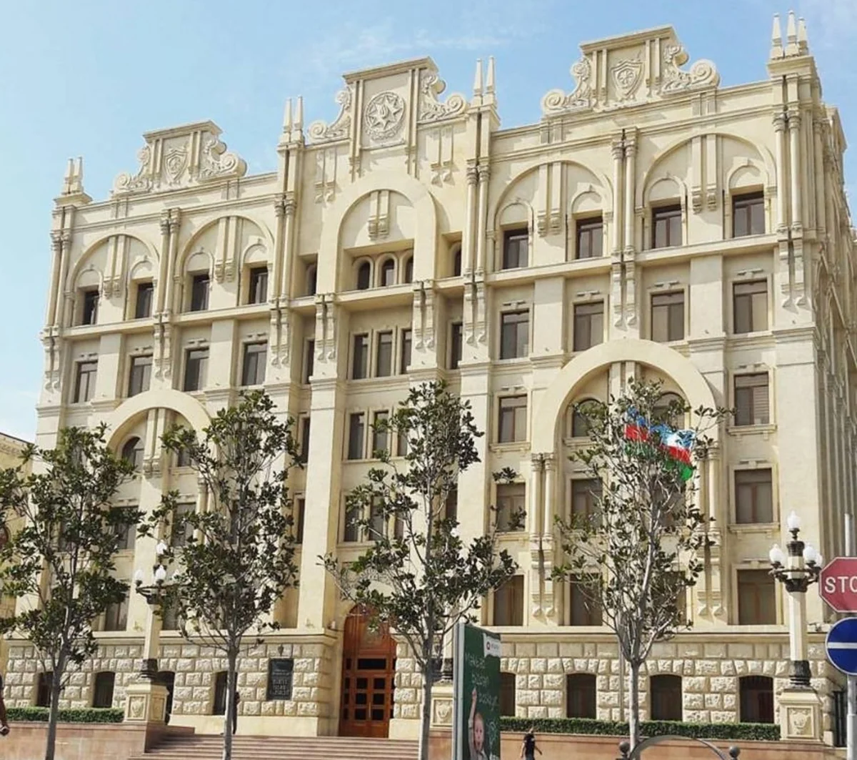 Yasamalda baş verən qətllə bağlı 3 nəfər saxlanılıb - RƏSMİ