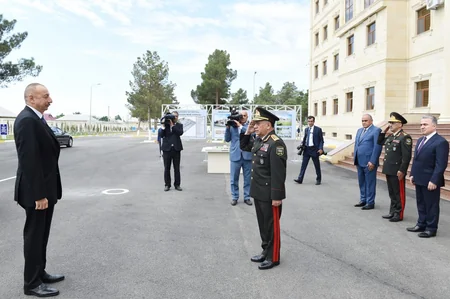 Prezident İlham Əliyev Daxili Qoşunlarının Şirvan şəhərindəki hərbi hissəsinin açılışında iştirak edib