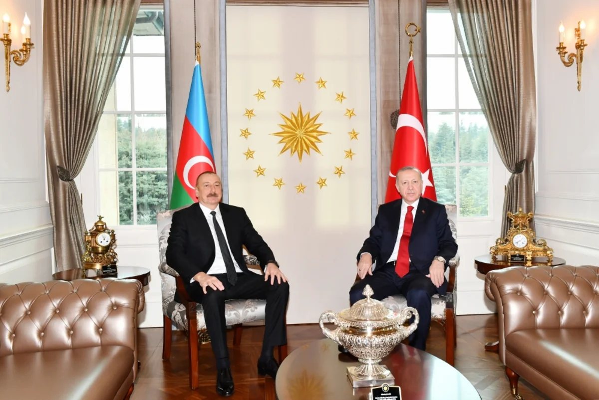 Azerbaijani, Turkish presidents discuss Ukraine