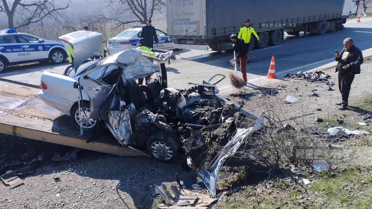 Şamaxıda ağır yol qəzası baş verib, iki nəfər ölüb