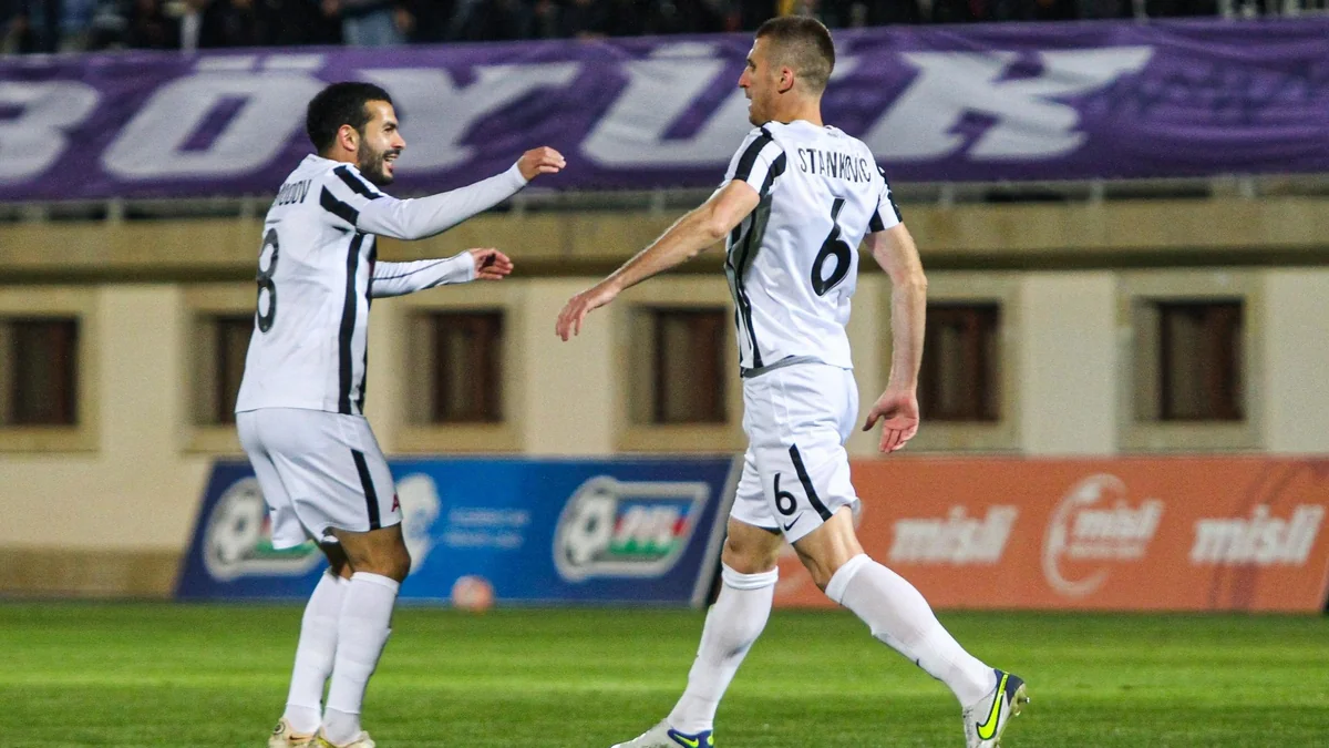 “Neftçi” iki aparıcı futbolçusuna yeni müqavilə təklif edib