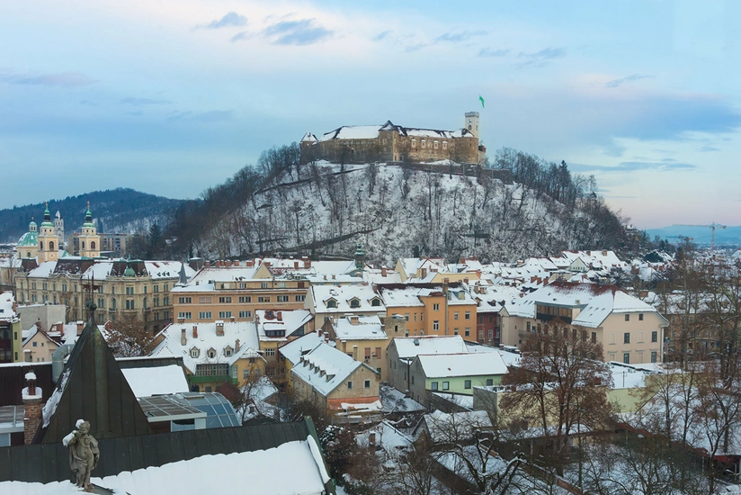 Slovenia introduces tougher Covid control measures