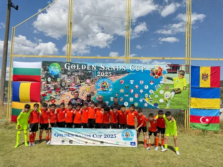 Azərbaycanın futbol komandası Bolqarıstanda beynəlxaq turnirin qalibi olub