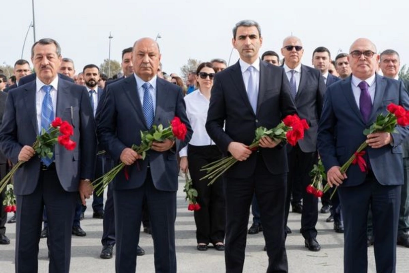 ADY-nin kollektivi Zəfər parkını ziyarət edib