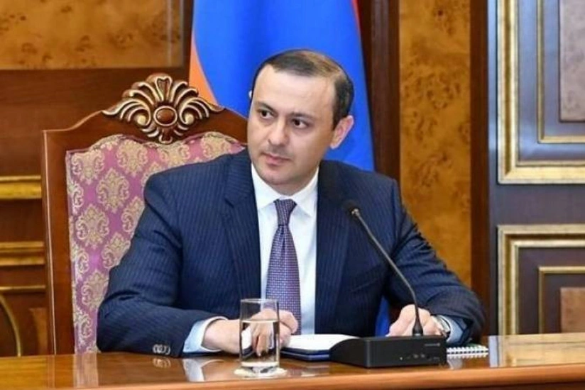 Armenian Security Council chief accuses Russia of failure to fulfill its obligations over Lachin road