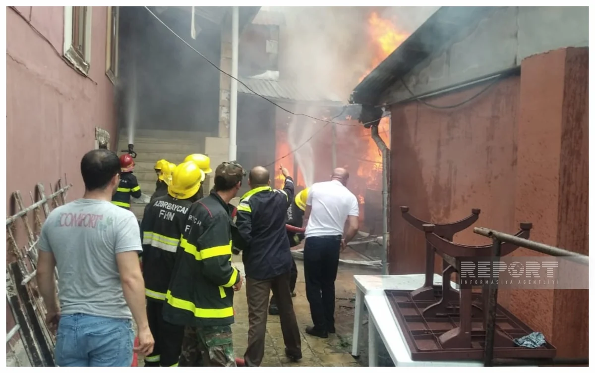 В Исмаиллы взрыв газового баллона в подвале вызвал пожар