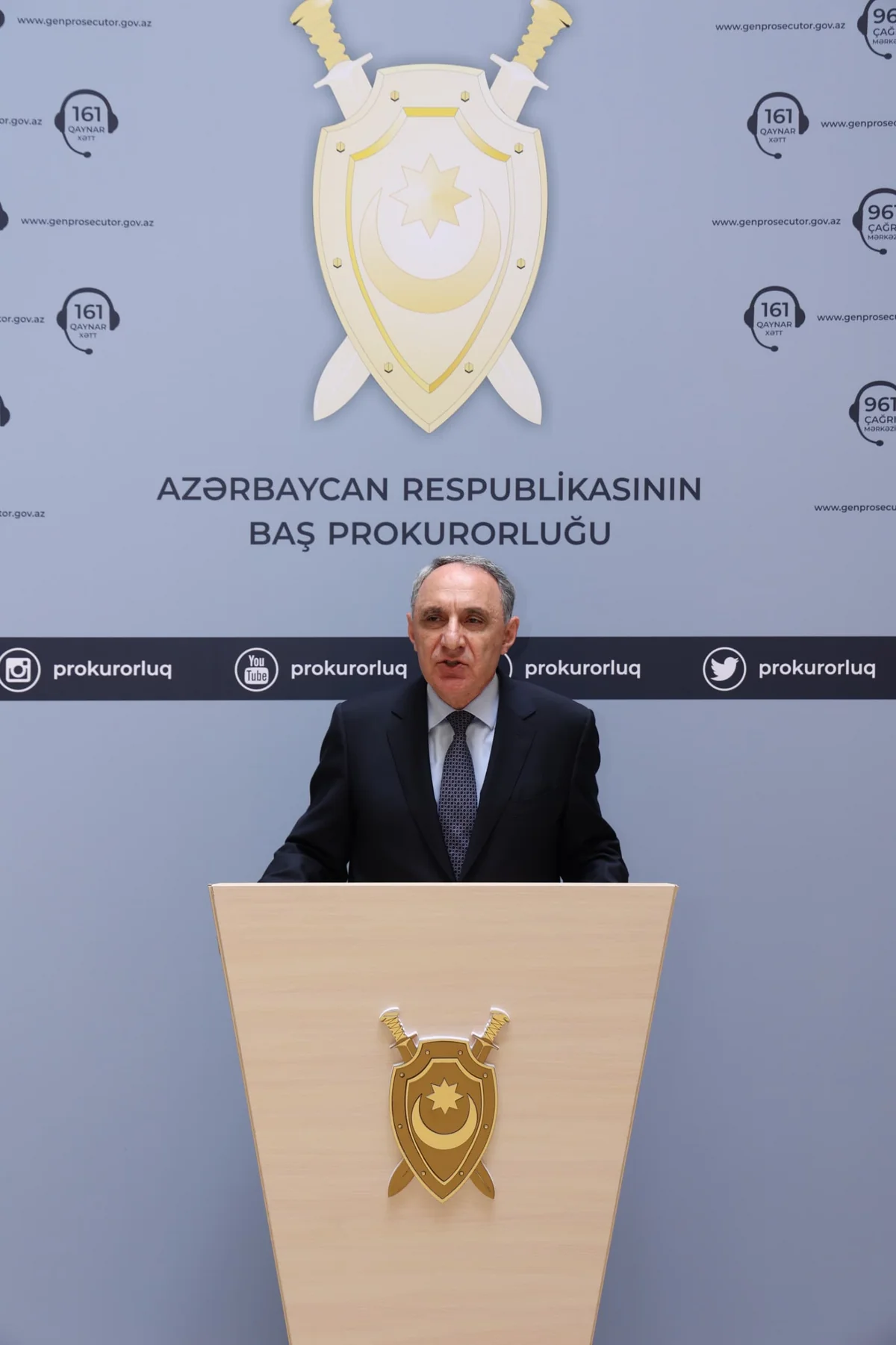 Baş Prokurorluqda dövlət qulluqçularının peşə bayramı qeyd olunub