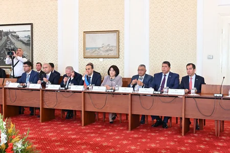 Sahibə Qafarova: “Ermənistanın sürətlə silahlanması region üçün yeni təhlükələrə gətirib çıxarır”