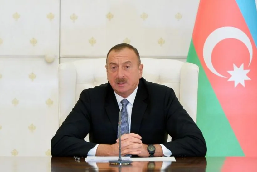 İlham Əliyev: “İki uzunqulağın arpasını bölə bilməyən, bizə dərs öyrədir”