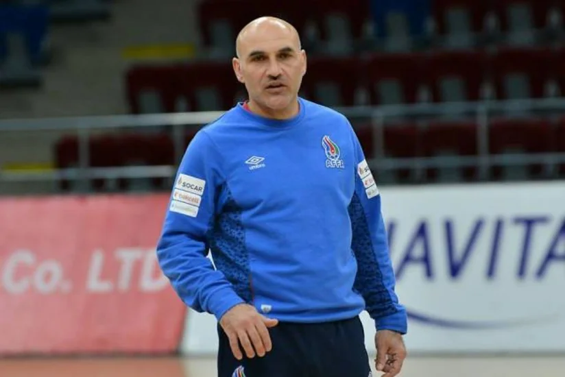 AFFA İntizam Komitəsi Azərbaycan millisinin baş məşqçisini beş oyunluq diskvalifikasiya edib