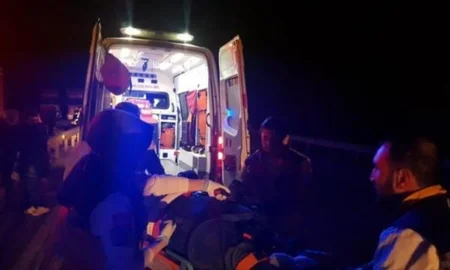 Türkiyədə avtobus TIR-a çırpılıb, 20 nəfər yaralanıb