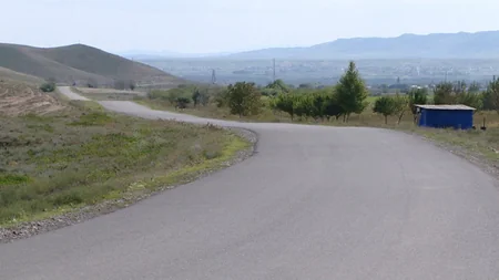 Füzulidə uzunluğu 32,5 km olan yolun tikintisi başa çatıb