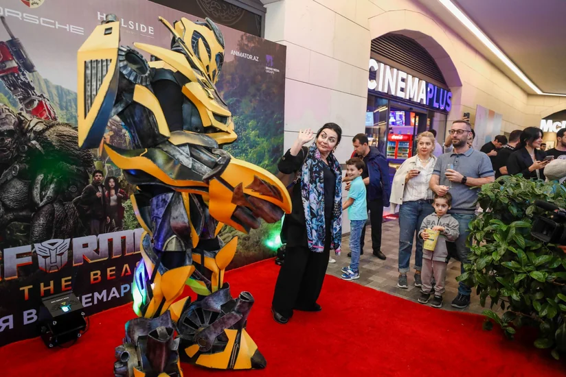 CinemaPlusda Transformerlər ilə yay mövsümünün açılışı olub