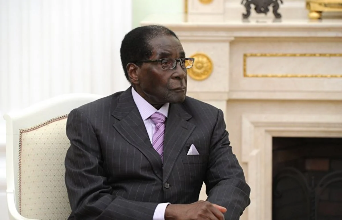 Zimbabve prezidenti istefaya getməkdən imtina edib