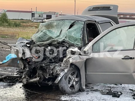 В Казахстане восемь человек, включая двух детей, погибли в ДТП