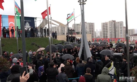 İstanbulda “Xocalı qətliamı” abidəsi və “Azərbaycan dostluq parkı”nın açılışı olub